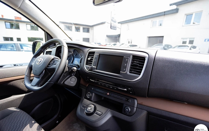Toyota Proace Verso cena 226000 przebieg: 5, rok produkcji 2023 z Bogatynia małe 667